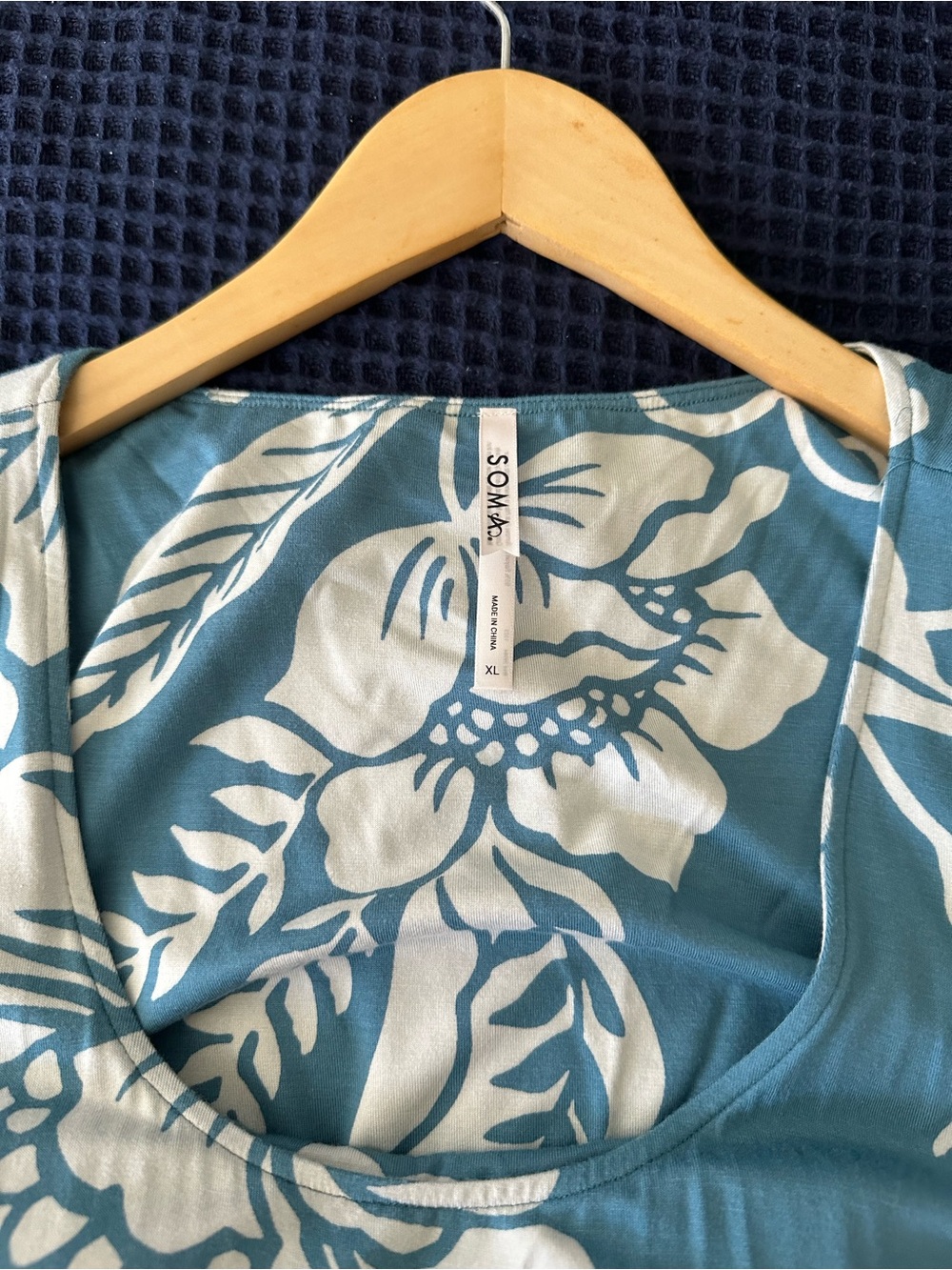 Sleeveless Teal Floral A-line Dress with bra - Picture 3 of 3